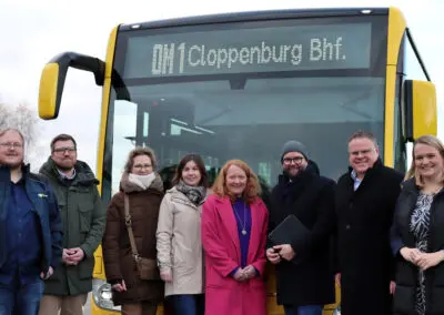 Schnellbus zwischen CLP und VEC mit Halt an der ecopark-Allee