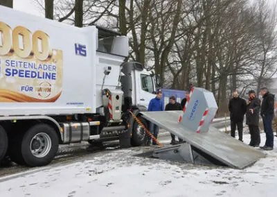 Jubiläum und Premiere im ecopark:
HS übergibt 1000. Seitenlader