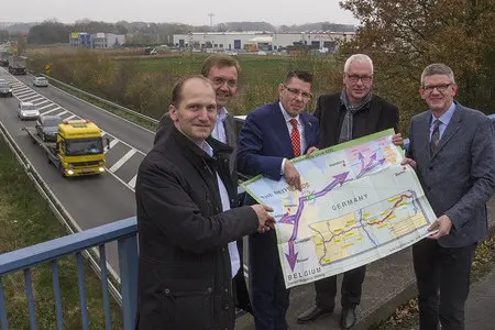 Kürzeste Verbindung zwischen
Niederlande und Hansalinie A 1