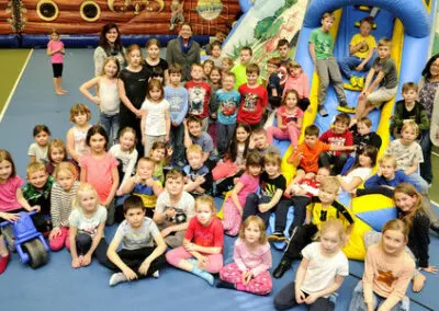 ecopark unterstützt in Ferien
Besuch der Spielscheune