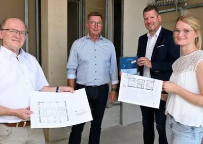 Neubau im ecopark nutzt
Energie von Sonne und Erde