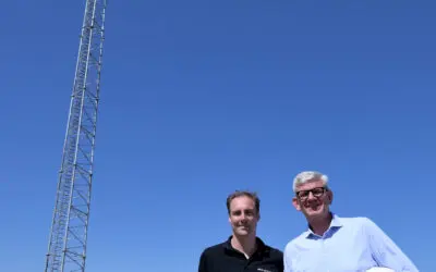 Riesiger Mast im ecopark für Internet und Mobilfunk