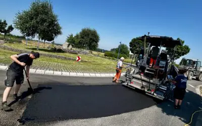 Fahrbahn des Kreisverkehrs im ecopark-Westen saniert